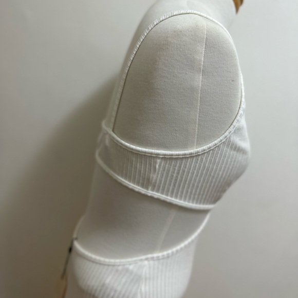 Bec + Bridge Selene V Maxi Dress - Picture 10 of 11